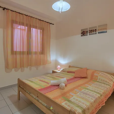 Apartment Oriana 898