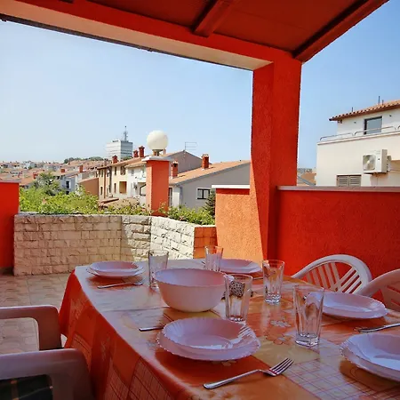 Oriana 898 Apartment Pula