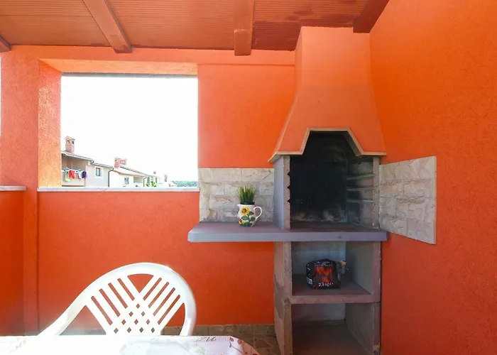 Oriana 898 Lejlighed Pula