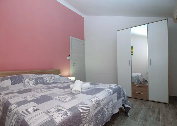 Apartman Oriana 898 *