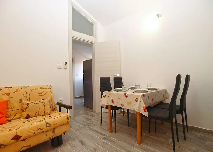 Apartman Oriana 898 *