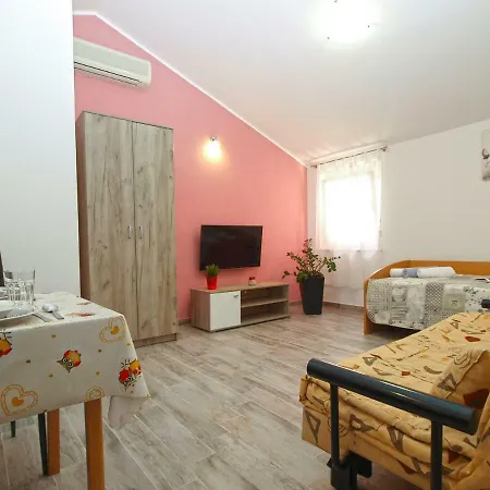 Oriana 898 プーラ