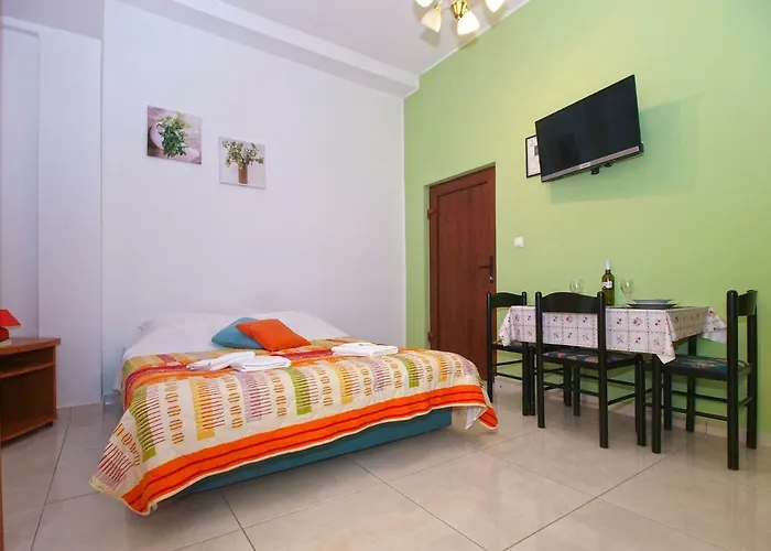 Oriana 898 شقة *