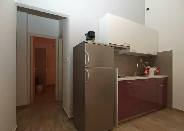 Oriana 898 شقة بولا
